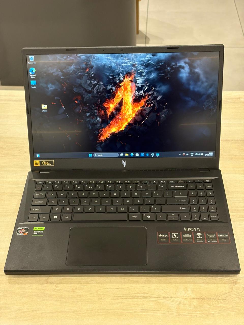 Acer Nitro V15 Laptop