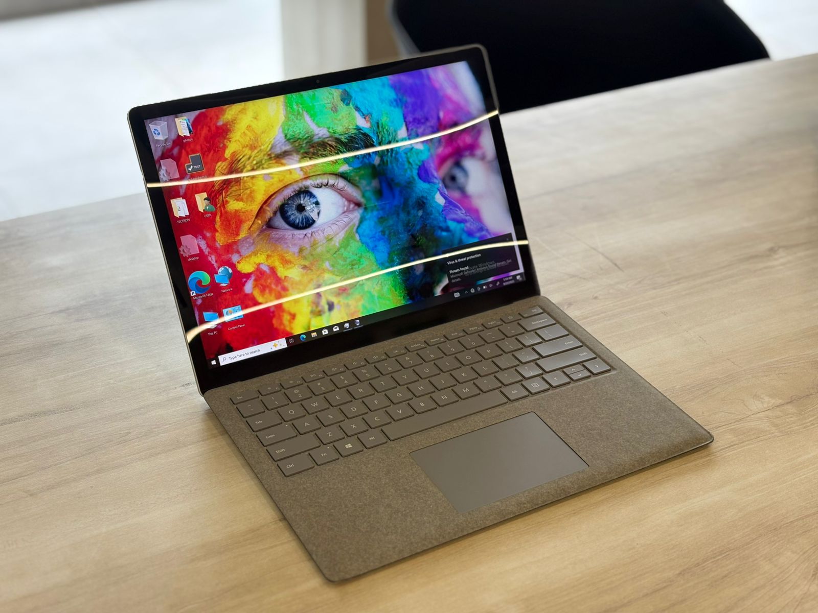 Microsoft Surface Laptop