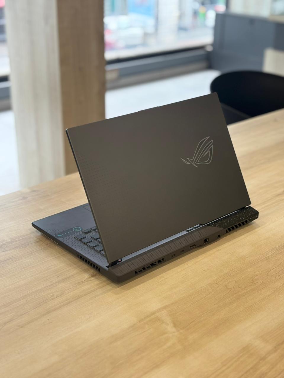 ASUS ROG Strix
